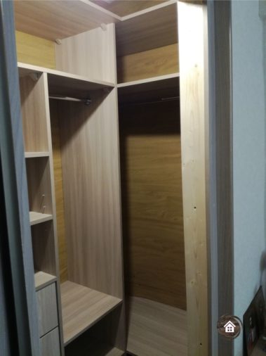 garderobnaya komnata iz kladovki w3_4
