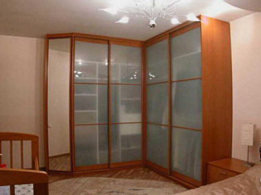 shkaf kupe korpusnyy 06